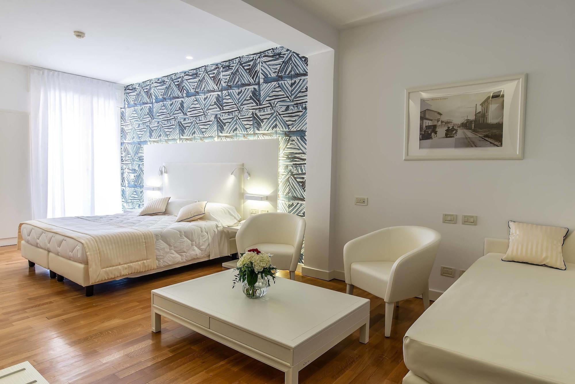 Versilia Palace Hotel Marina di Pietrasanta Exterior photo