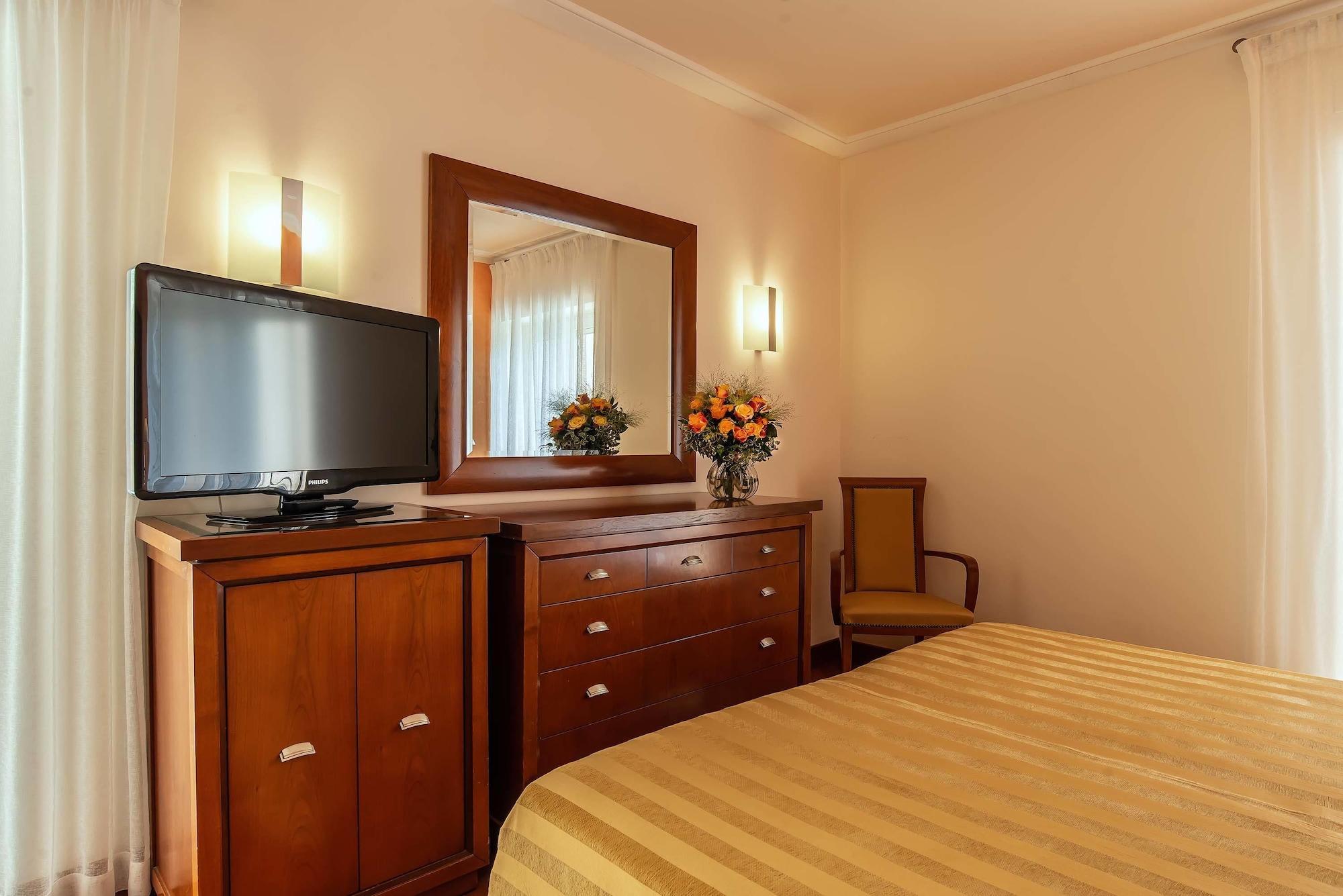 Versilia Palace Hotel Marina di Pietrasanta Exterior photo